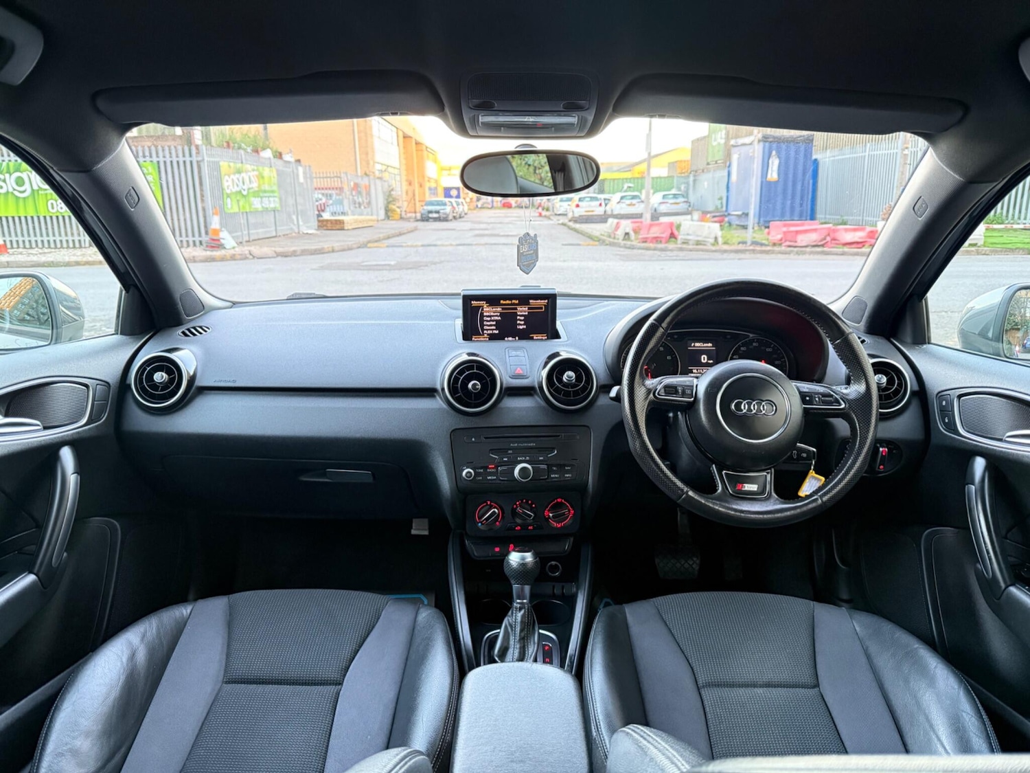 Used Audi A1 2010 for sale - 76613146: Photo 25