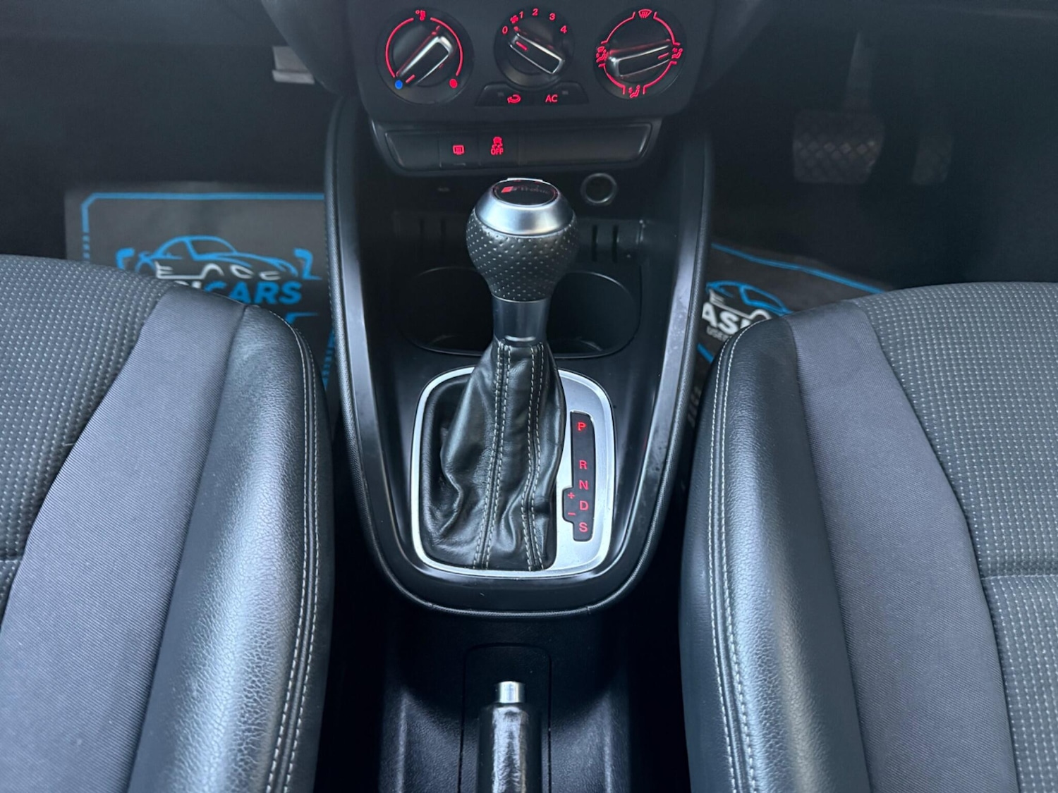 Used Audi A1 2010 for sale - 76613146: Photo 28