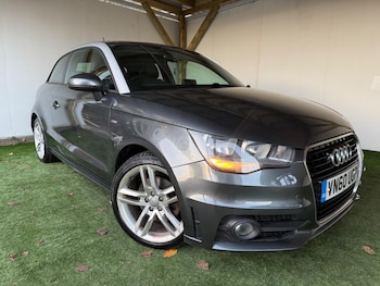 Used Audi A1 2010 for sale - 76613146: Photo