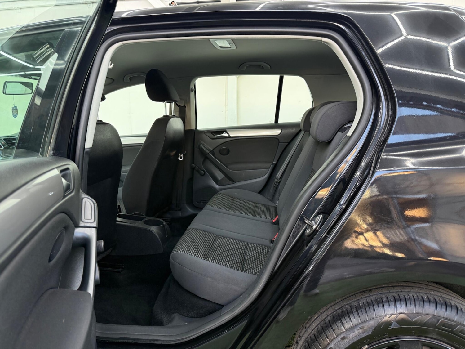 Used Volkswagen Golf 2011 for sale - 77098082: Photo 22