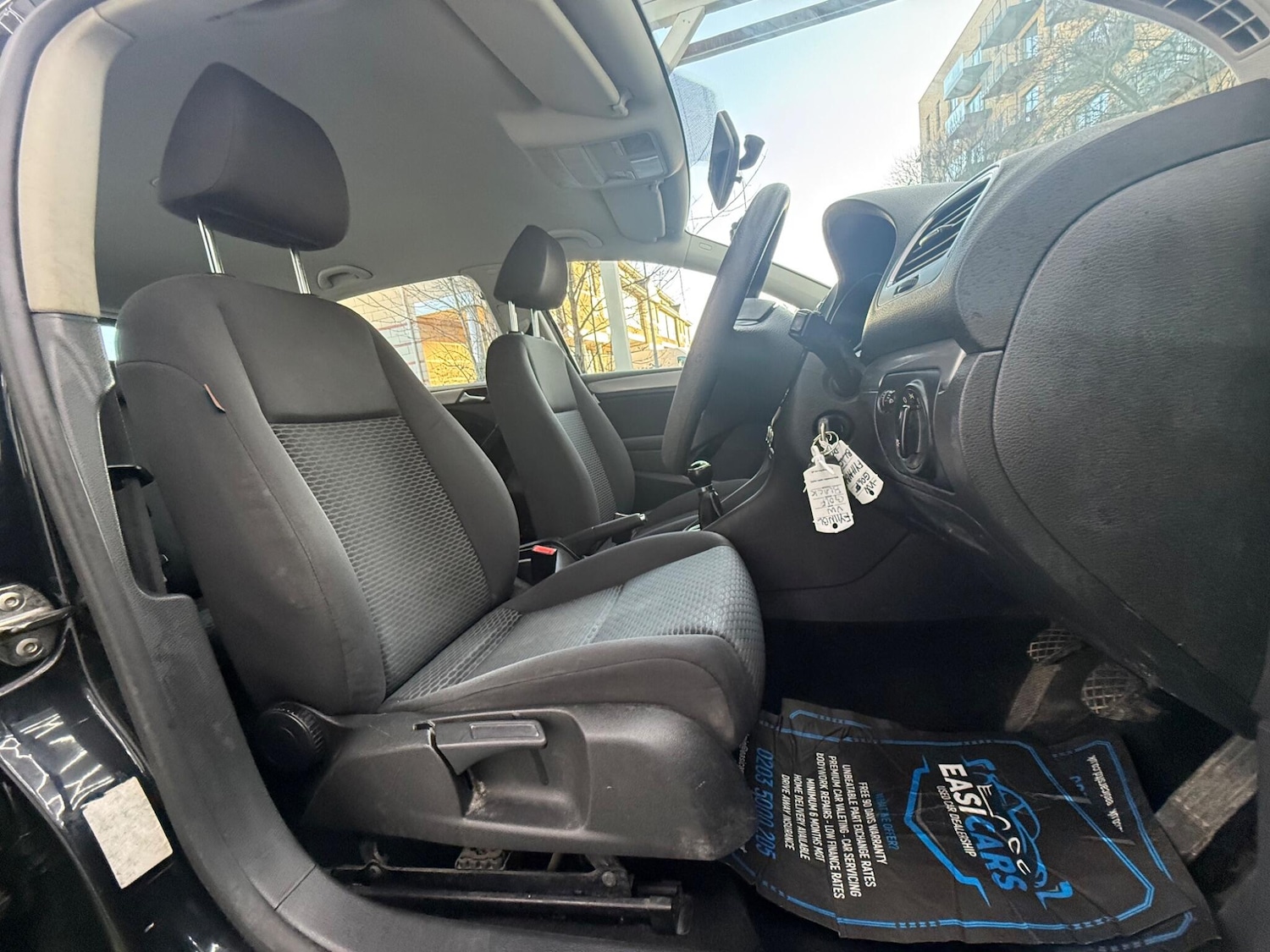 Used Volkswagen Golf 2011 for sale - 77098082: Photo 3