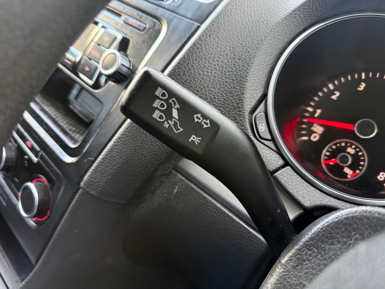 Used Volkswagen Golf 2011 for sale - 77098082: Photo 34