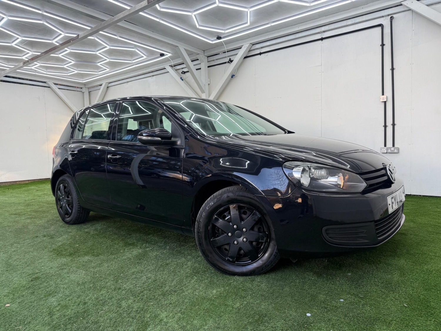 Used Volkswagen Golf 2011 for sale - 77098082: Photo 4