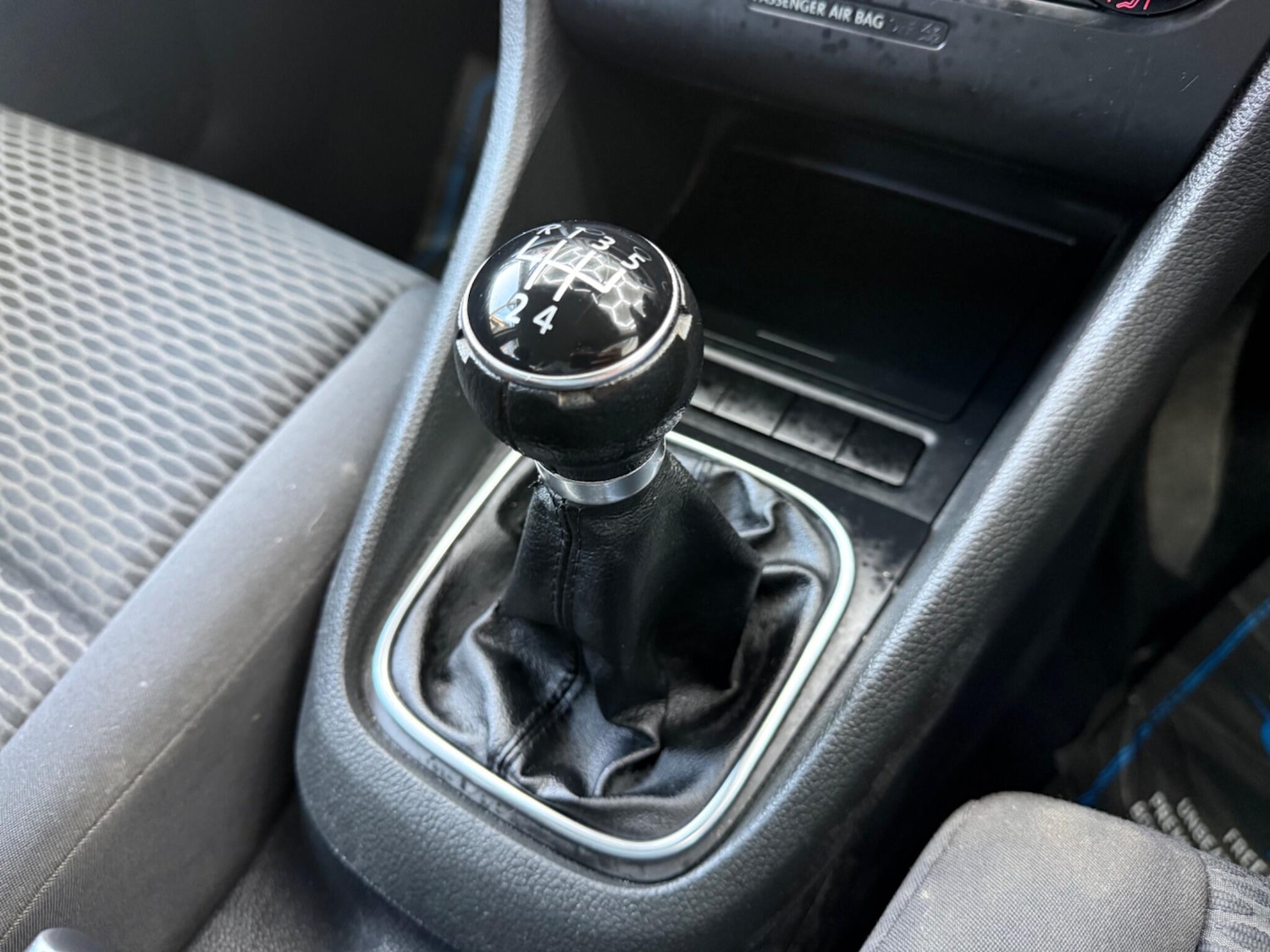 Used Volkswagen Golf 2011 for sale - 77098082: Photo 44