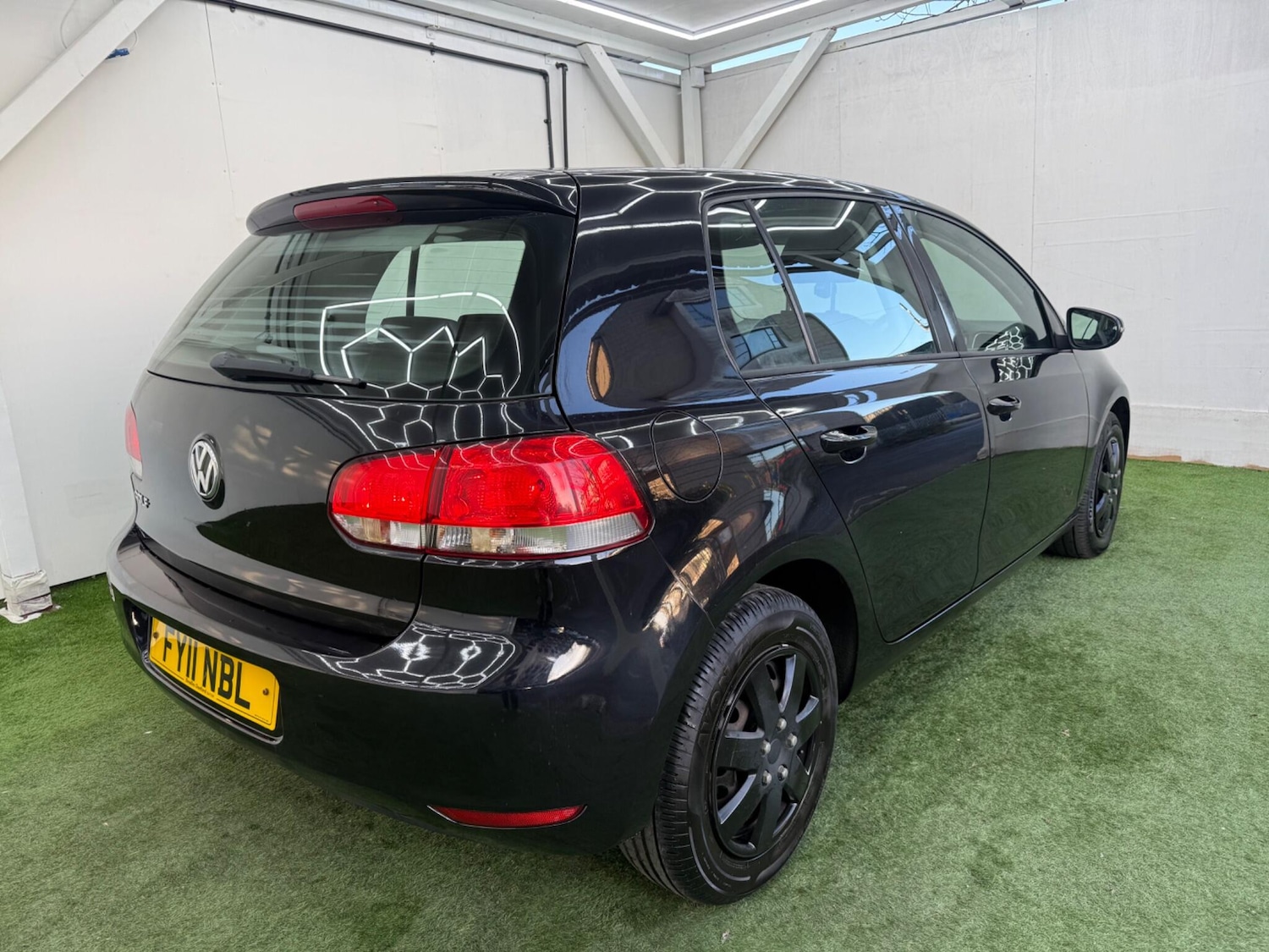 Used Volkswagen Golf 2011 for sale - 77098082: Photo 6