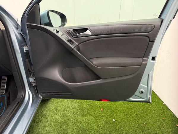 Used Volkswagen Golf 2011 for sale - 76260407: Photo 16
