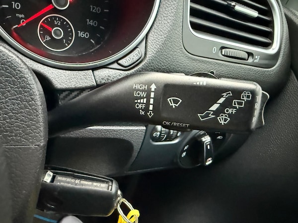Used Volkswagen Golf 2011 for sale - 76260407: Photo 34
