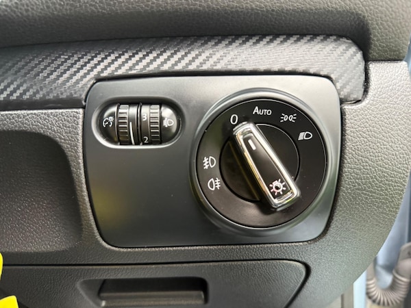 Used Volkswagen Golf 2011 for sale - 76260407: Photo 39