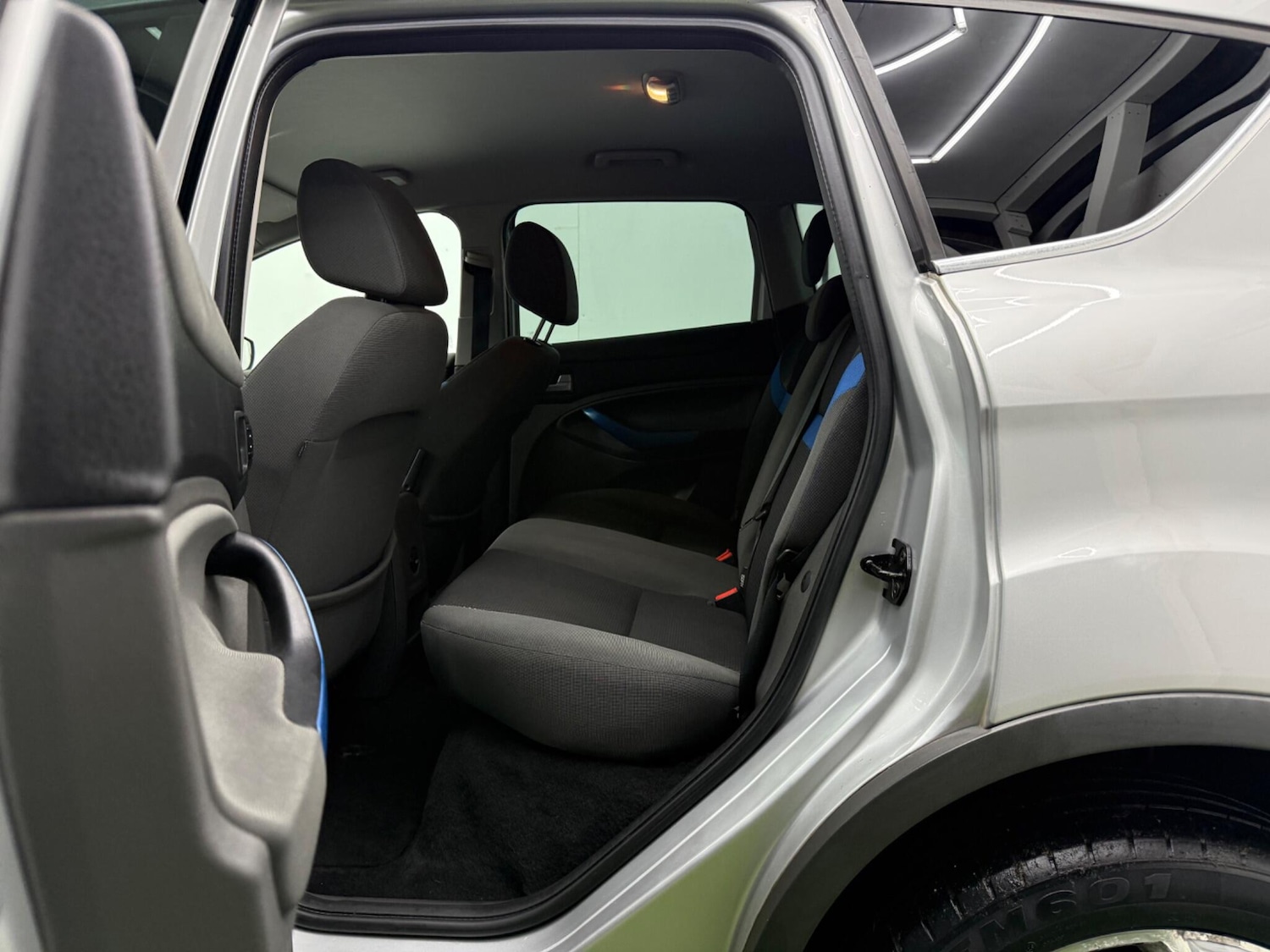 Used Ford Kuga 2009 for sale - 77550620: Photo 21