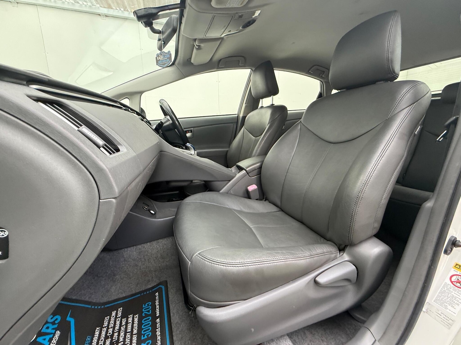 Used Toyota Prius 2010 for sale - 76378083: Photo 26