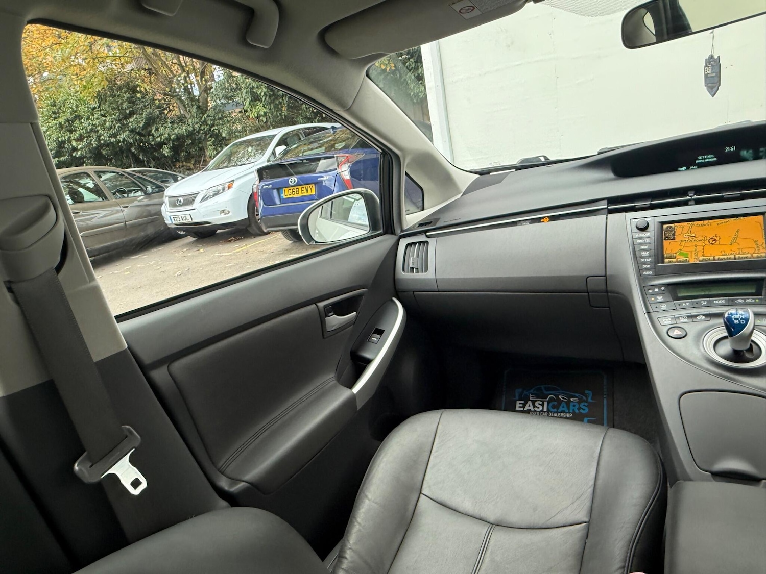 Used Toyota Prius 2010 for sale - 76378083: Photo 38