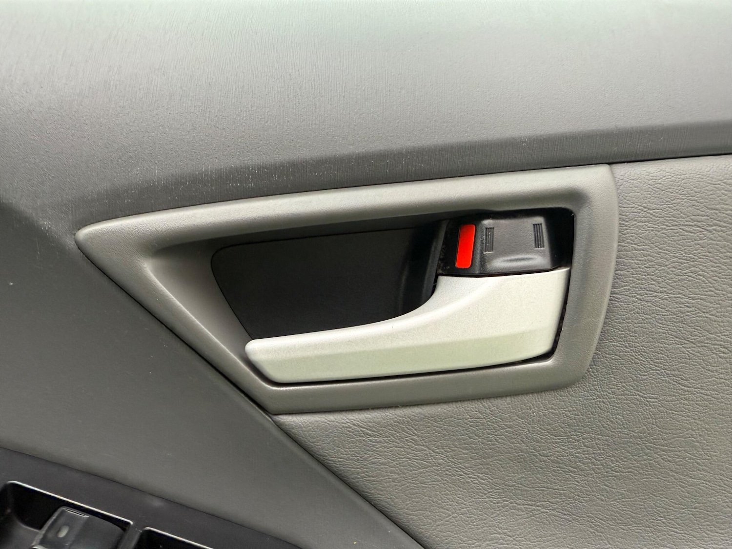 Used Toyota Prius 2010 for sale - 76378083: Photo 41