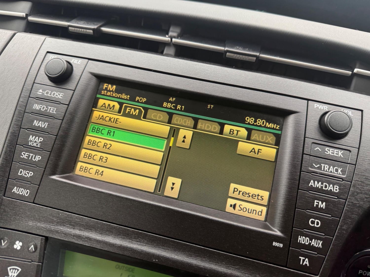 Used Toyota Prius 2010 for sale - 76378083: Photo 48