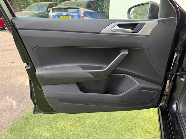 Used Volkswagen Polo 2018 for sale - 76246820: Photo 27