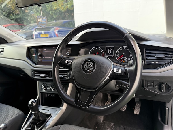 Used Volkswagen Polo 2018 for sale - 76246820: Photo 2