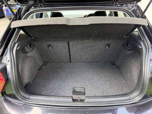 Used Volkswagen Polo 2018 for sale - 76246820: Photo 8