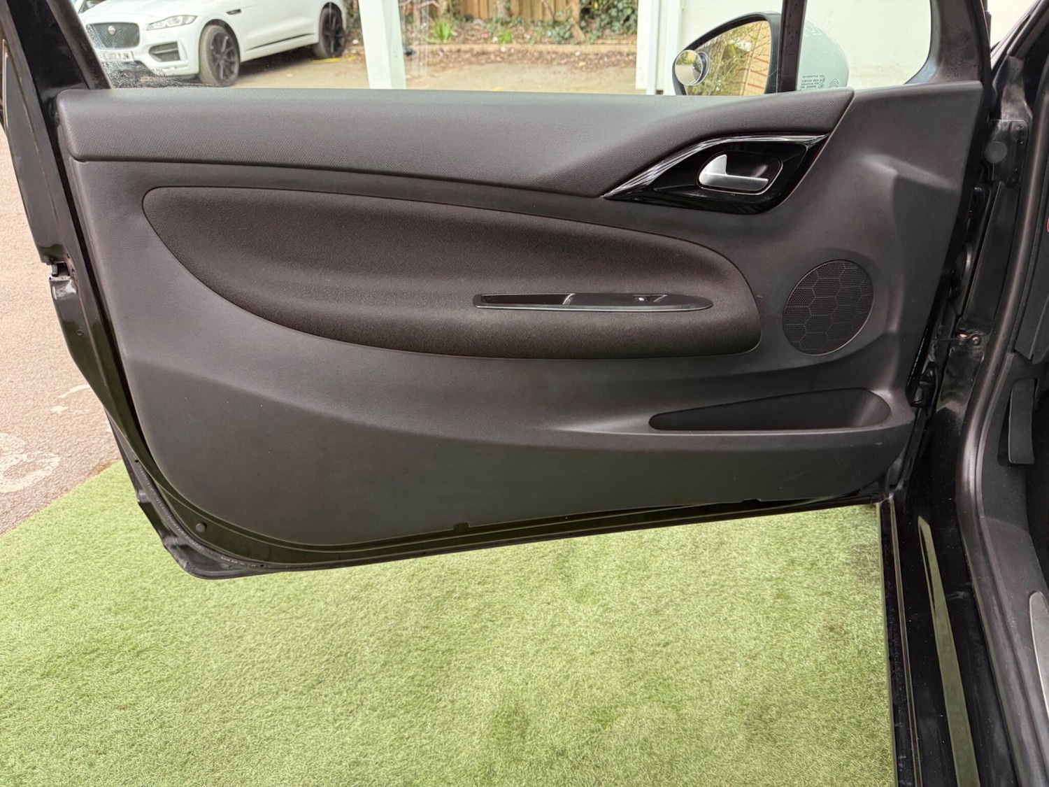 Used Citroen DS3 2013 for sale - 78100851: Photo 24