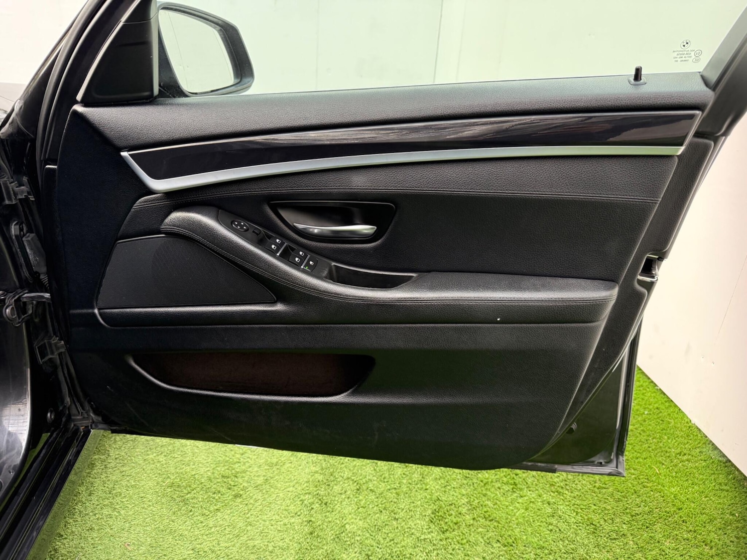 Used BMW 5 Series 2012 for sale - 76337141: Photo 17