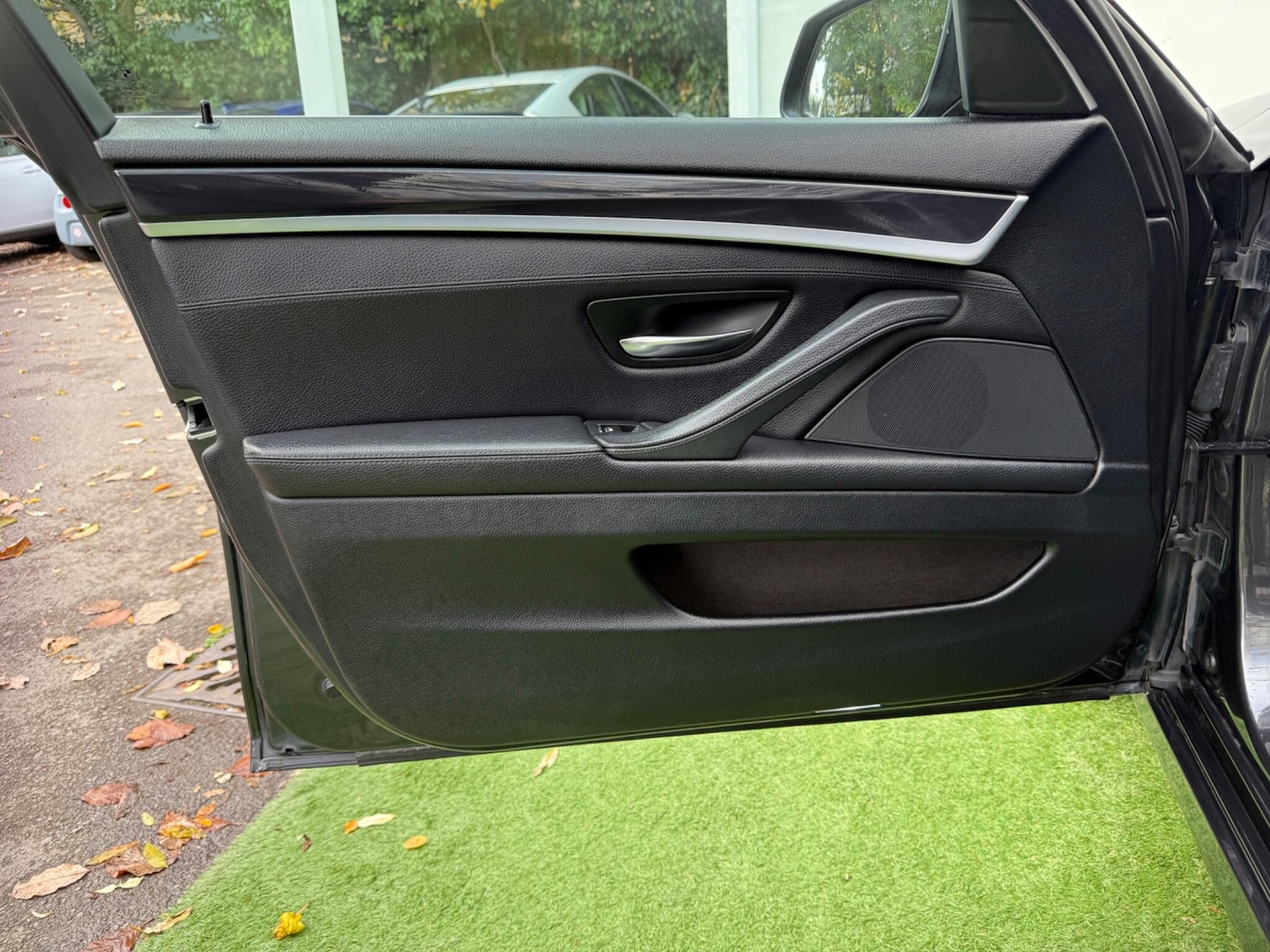 Used BMW 5 Series 2012 for sale - 76337141: Photo 27