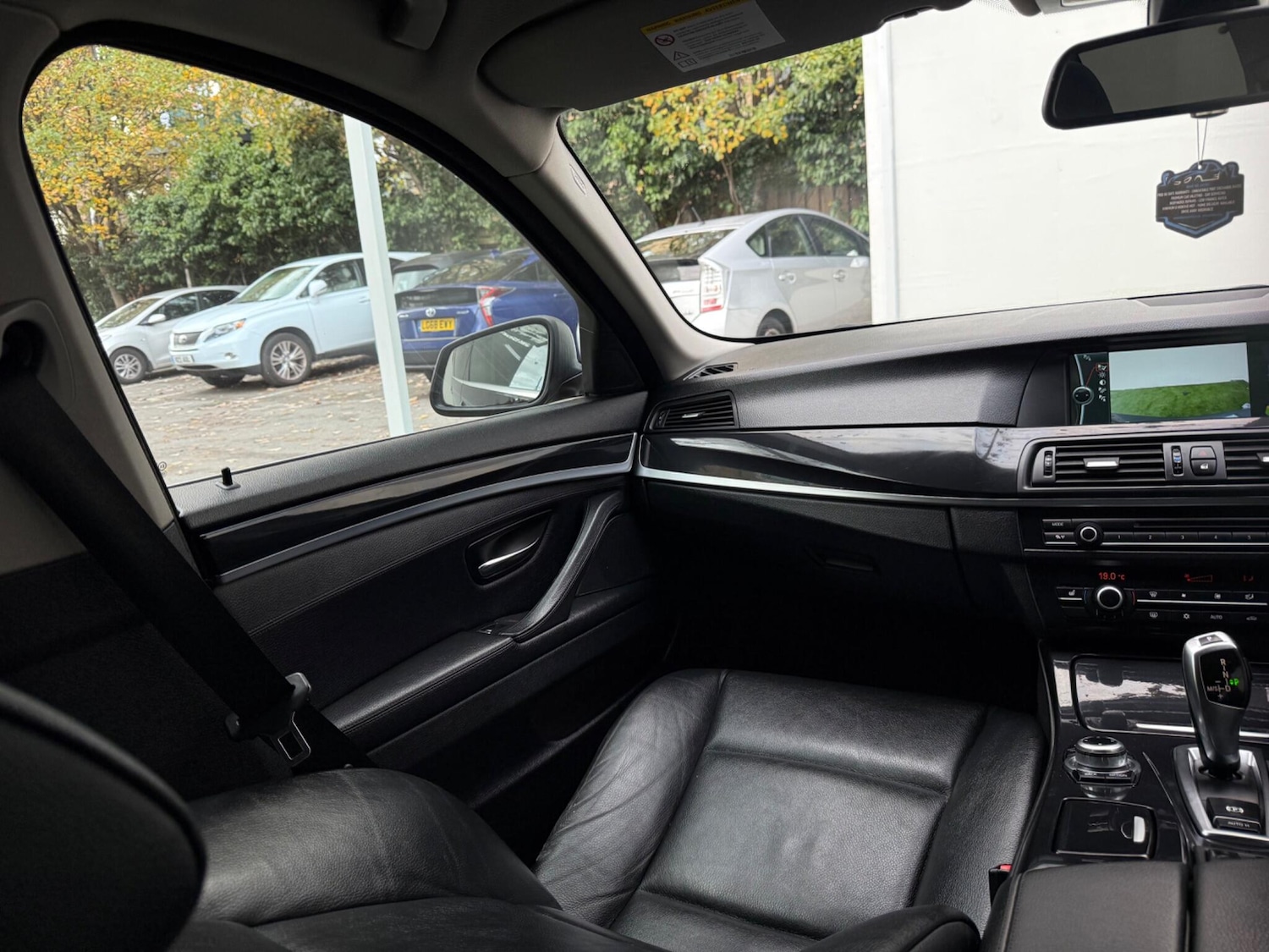 Used BMW 5 Series 2012 for sale - 76337141: Photo 38