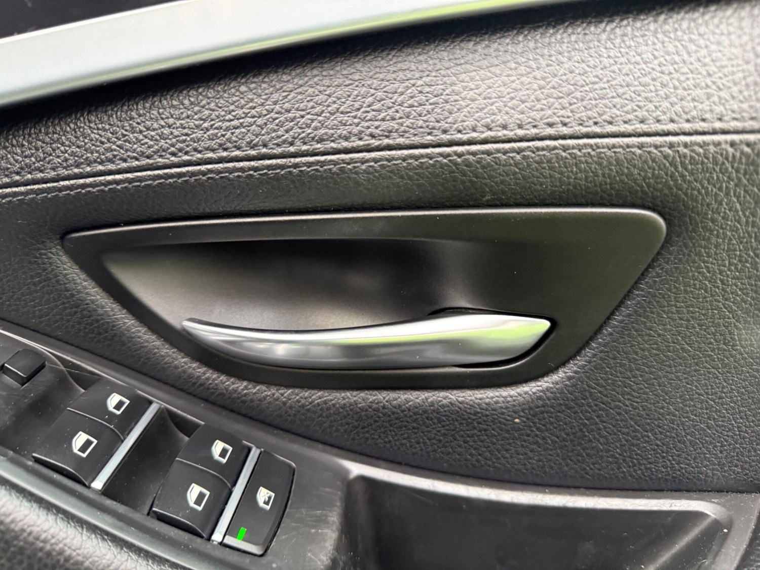 Used BMW 5 Series 2012 for sale - 76337141: Photo 42