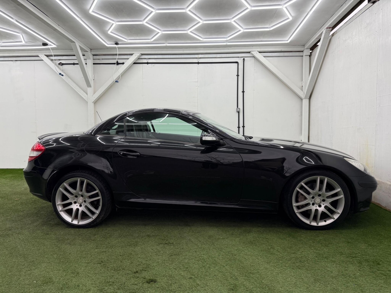Used Mercedes-Benz SLK for sale - 77925724: Photo 2