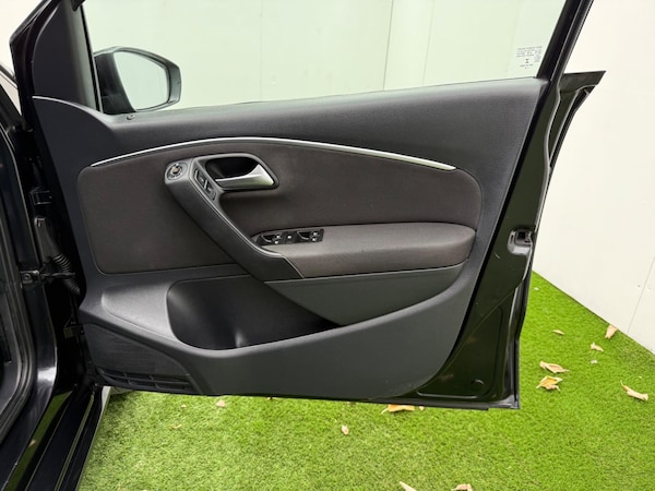 Used Volkswagen Polo 2014 for sale - 76247293: Photo 17