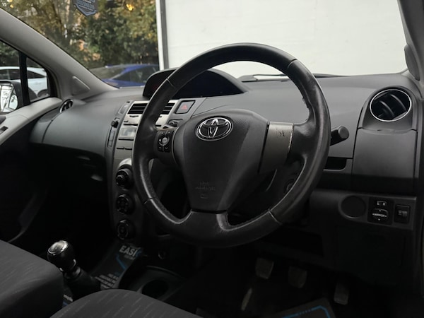 Used Toyota Yaris 2009 for sale - 76259647: Photo 14