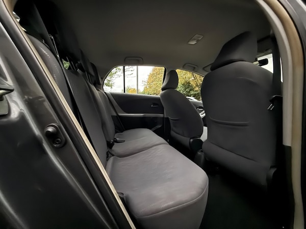 Used Toyota Yaris 2009 for sale - 76259647: Photo 18