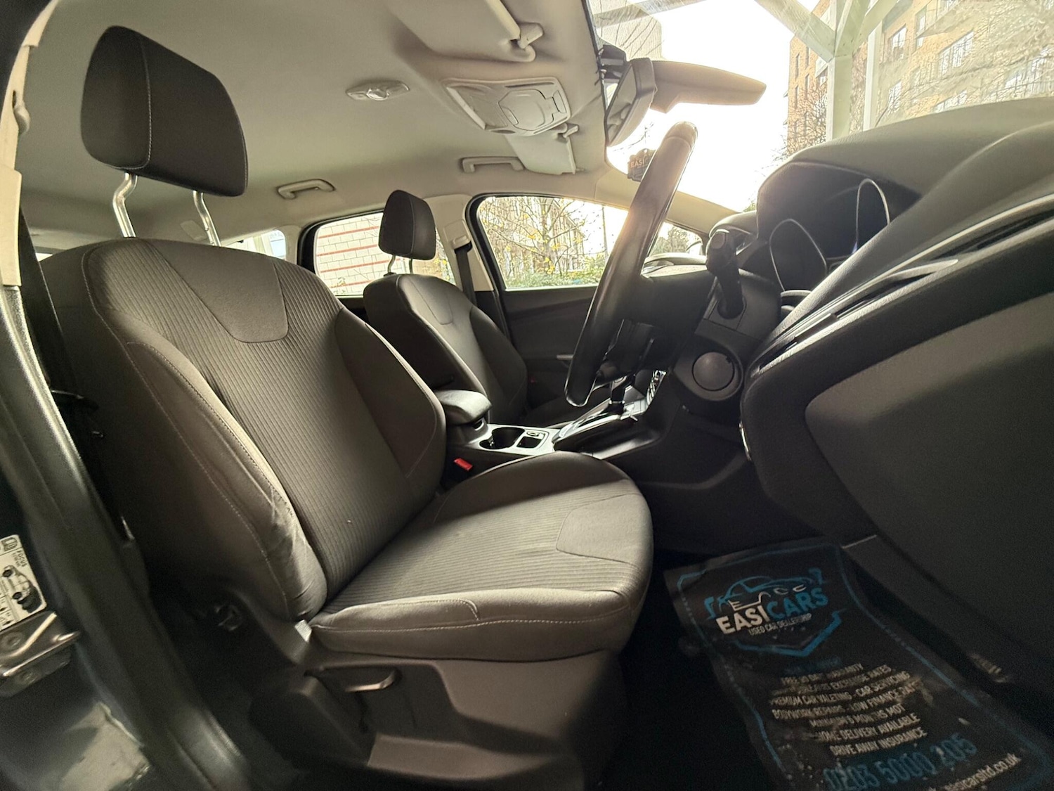 Used Ford Focus 2011 for sale - 76839842: Photo 16