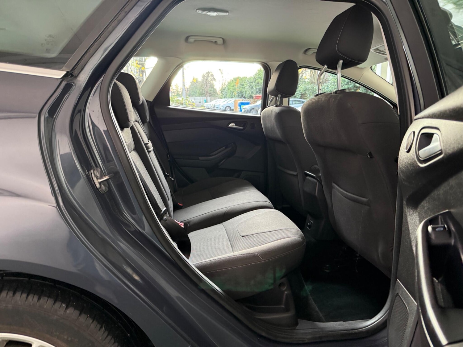 Used Ford Focus 2011 for sale - 76839842: Photo 18