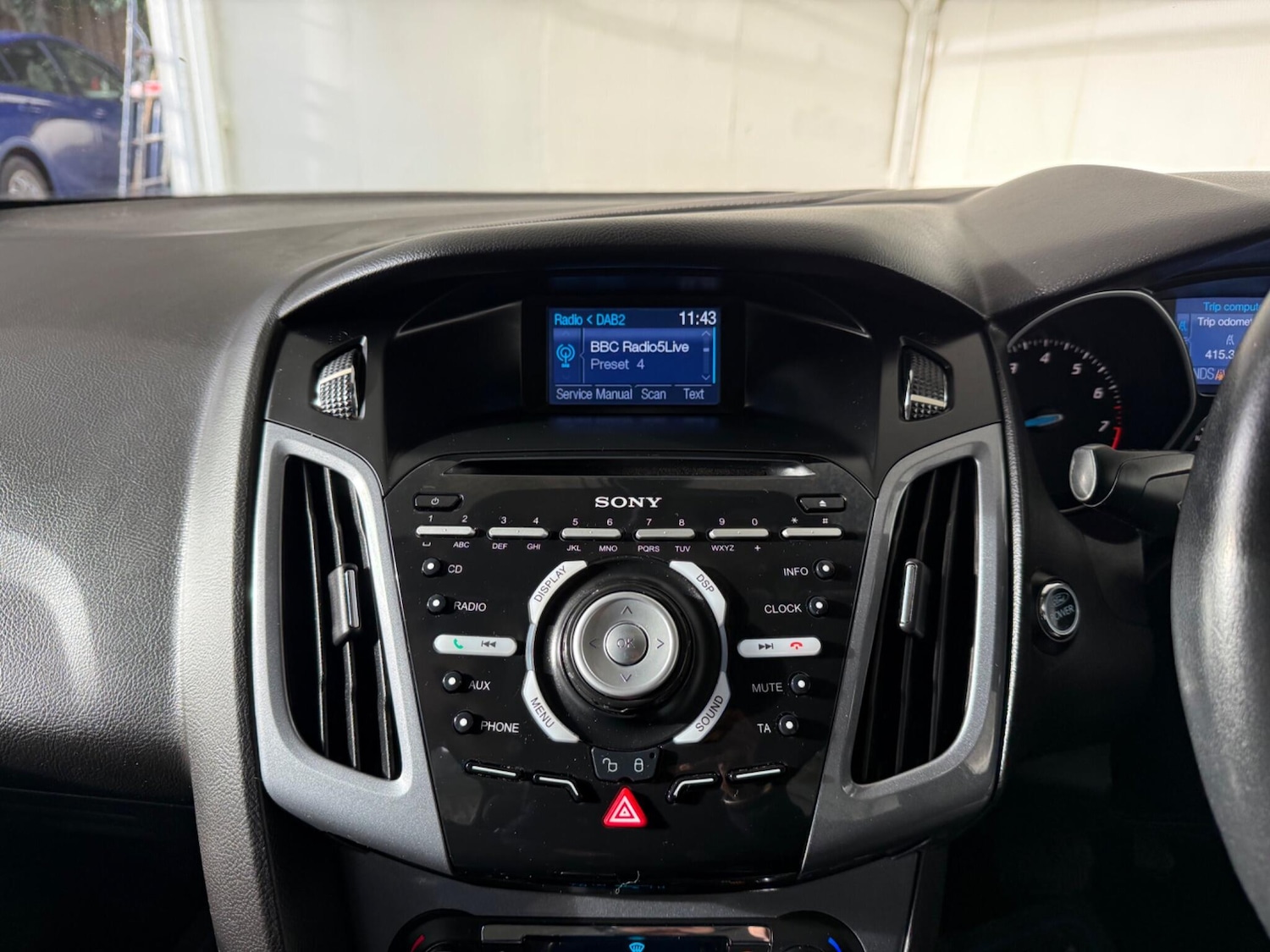 Used Ford Focus 2011 for sale - 76839842: Photo 29