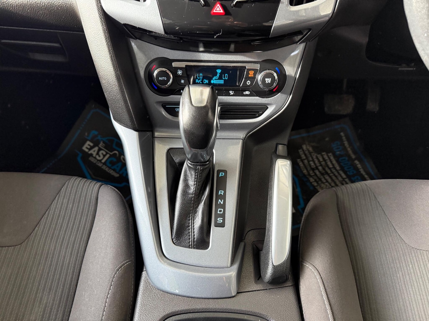 Used Ford Focus 2011 for sale - 76839842: Photo 30