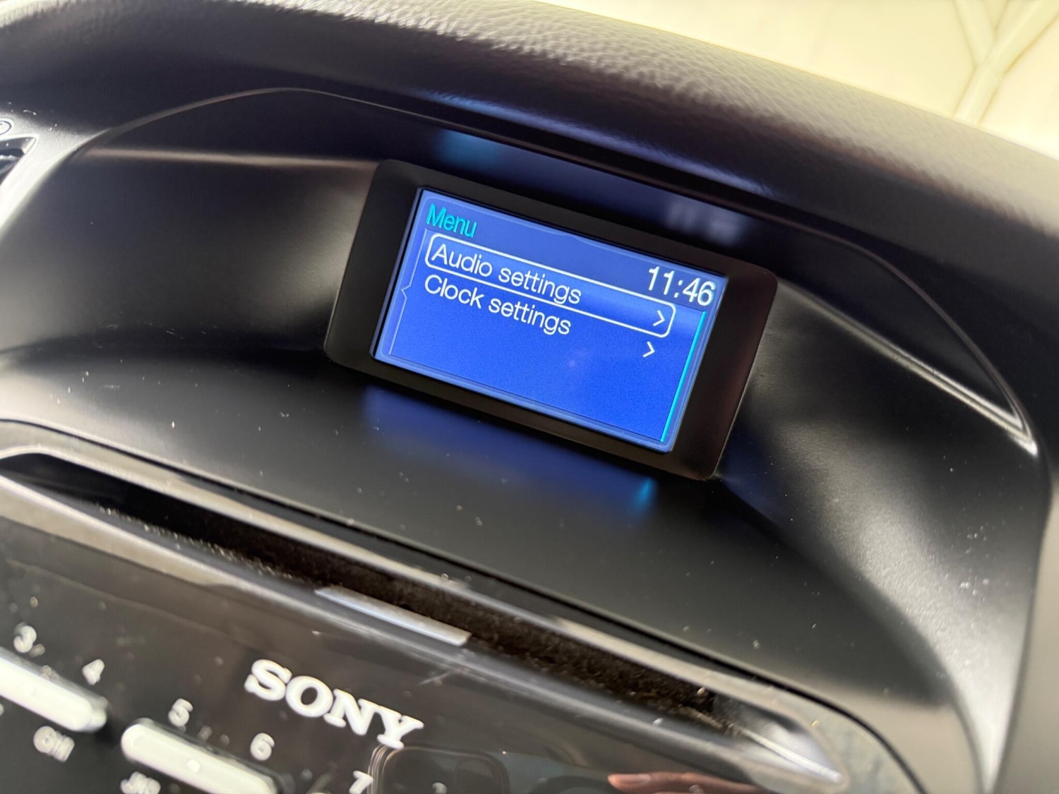 Used Ford Focus 2011 for sale - 76839842: Photo 47