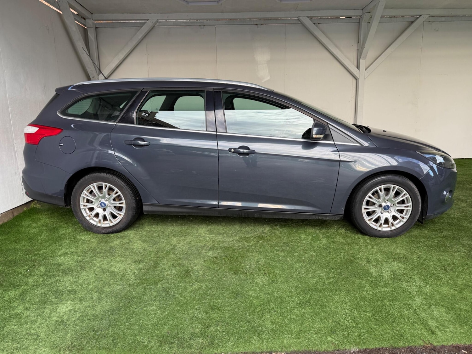 Used Ford Focus 2011 for sale - 76839842: Photo 5