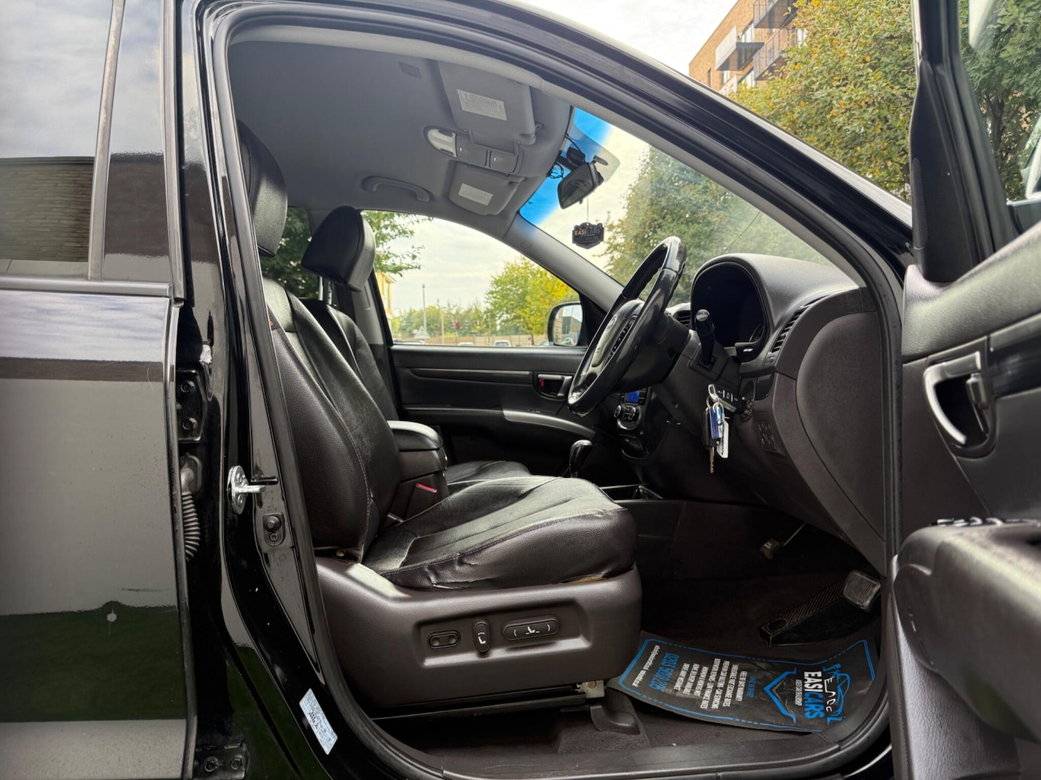 Used Hyundai Santa Fe 2012 for sale - 76138118: Photo 14