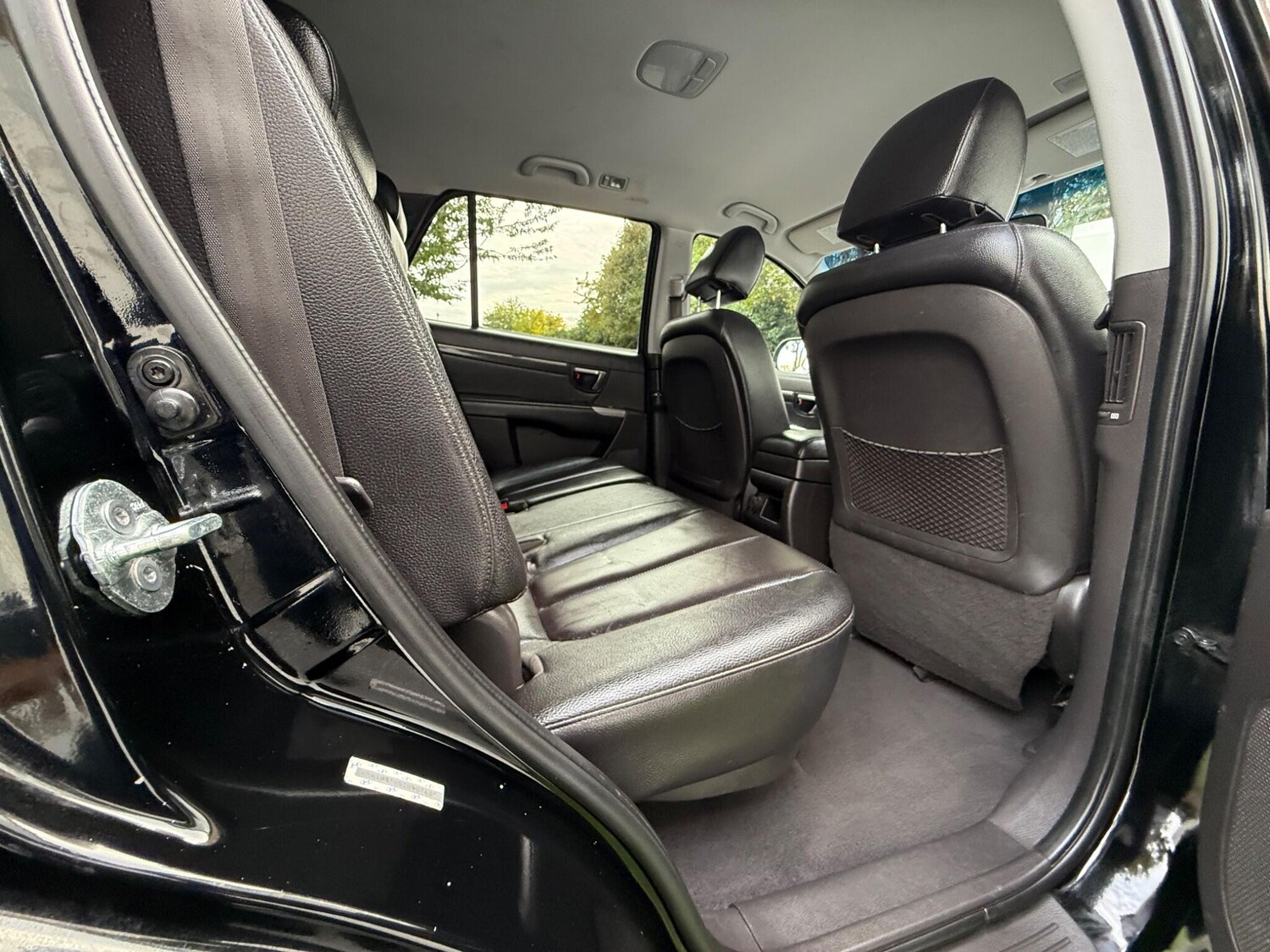 Used Hyundai Santa Fe 2012 for sale - 76138118: Photo 19