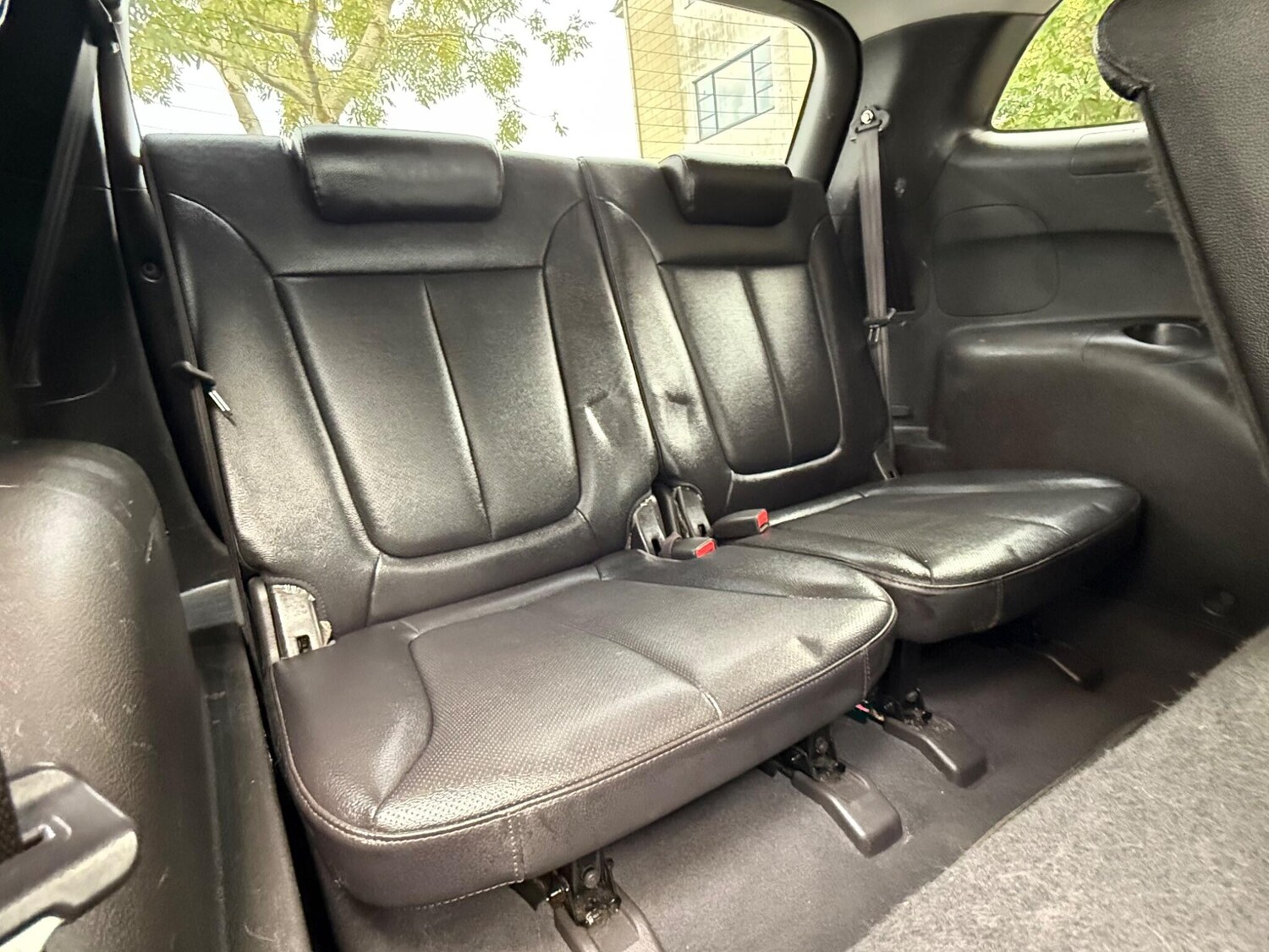 Used Hyundai Santa Fe 2012 for sale - 76138118: Photo 22