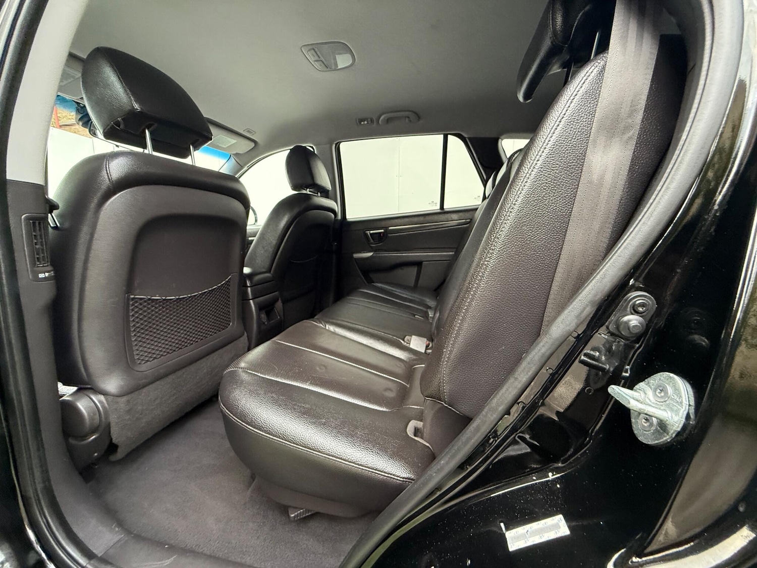 Used Hyundai Santa Fe 2012 for sale - 76138118: Photo 25