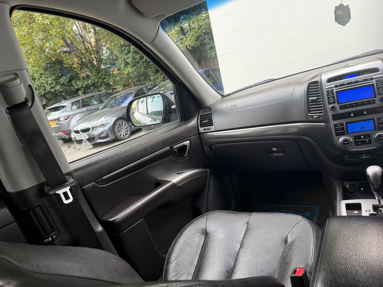 Used Hyundai Santa Fe 2012 for sale - 76138118: Photo 42