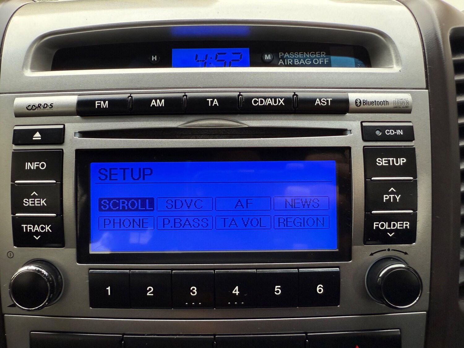 Used Hyundai Santa Fe 2012 for sale - 76138118: Photo 50