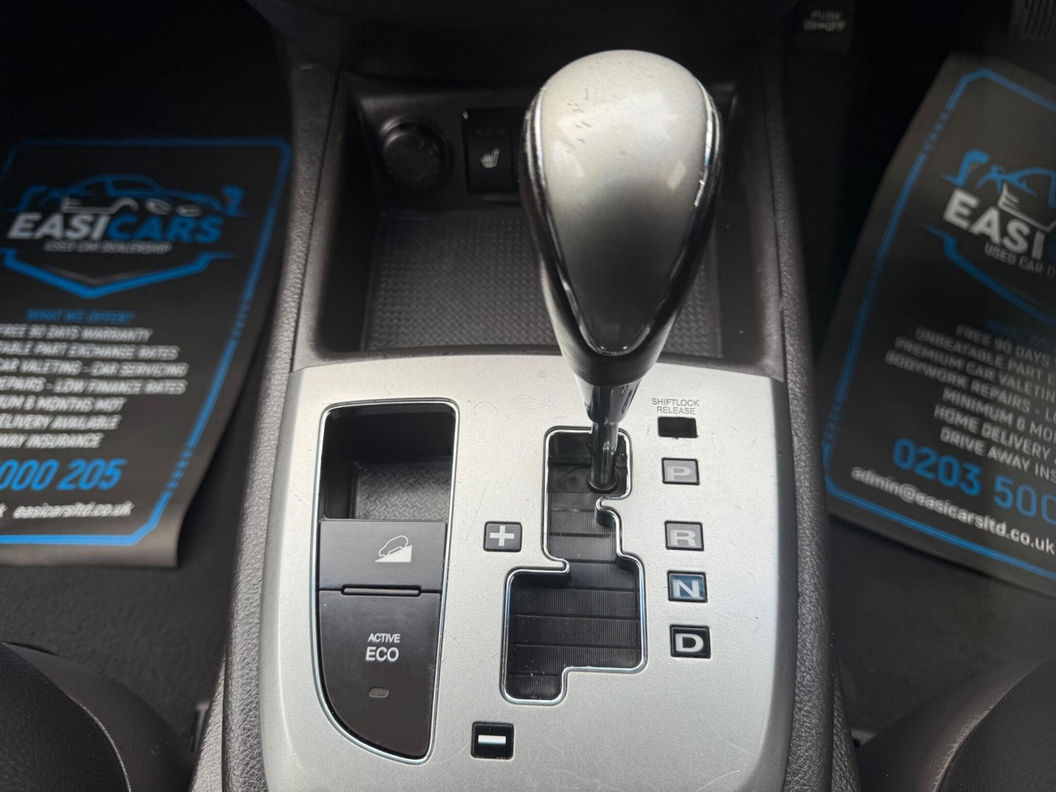 Used Hyundai Santa Fe 2012 for sale - 76138118: Photo 56