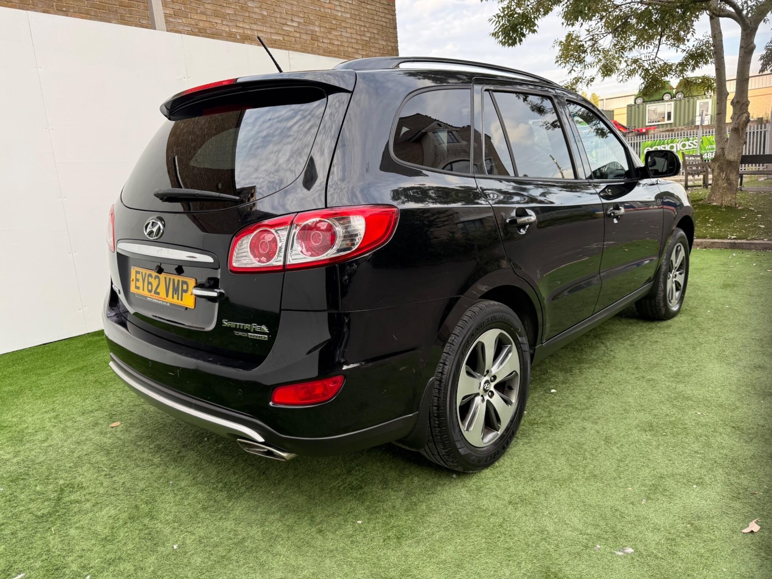 Used Hyundai Santa Fe 2012 for sale - 76138118: Photo 6