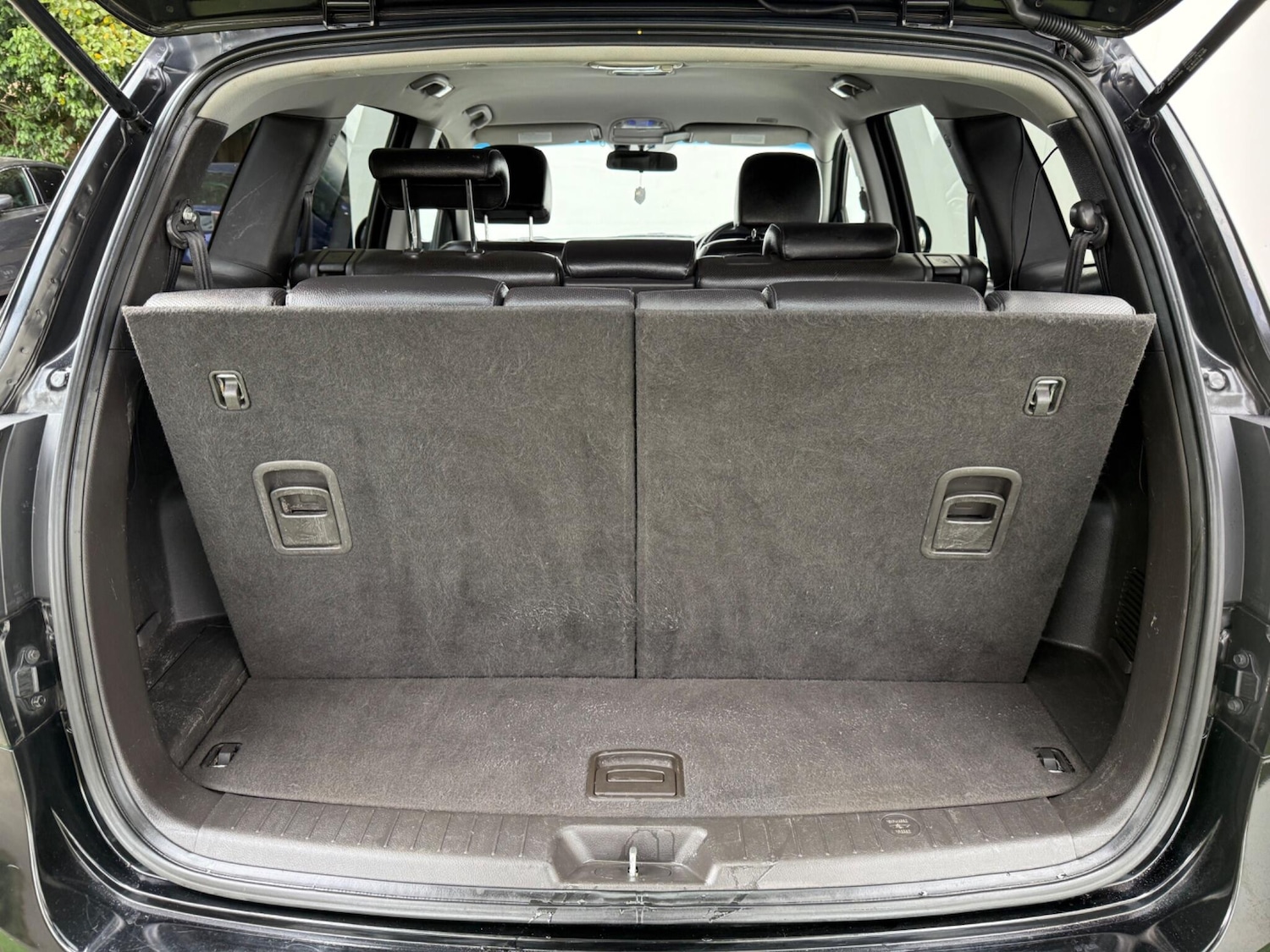 Used Hyundai Santa Fe 2012 for sale - 76138118: Photo 8