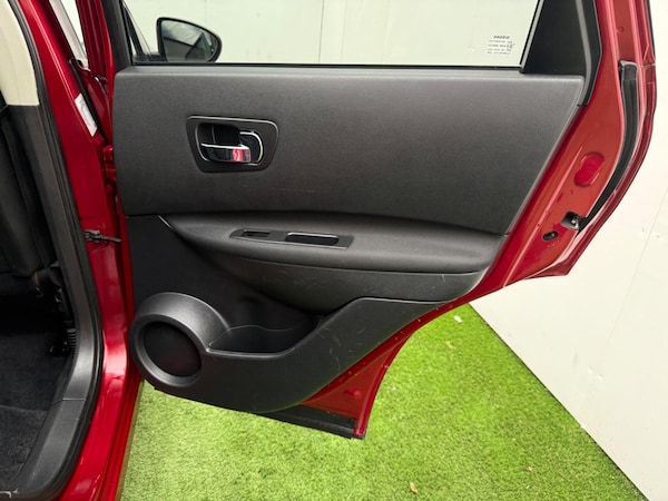 Used Nissan Qashqai 2012 for sale - 76270946: Photo 20