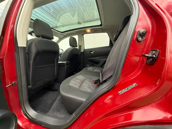 Used Nissan Qashqai 2012 for sale - 76270946: Photo 22