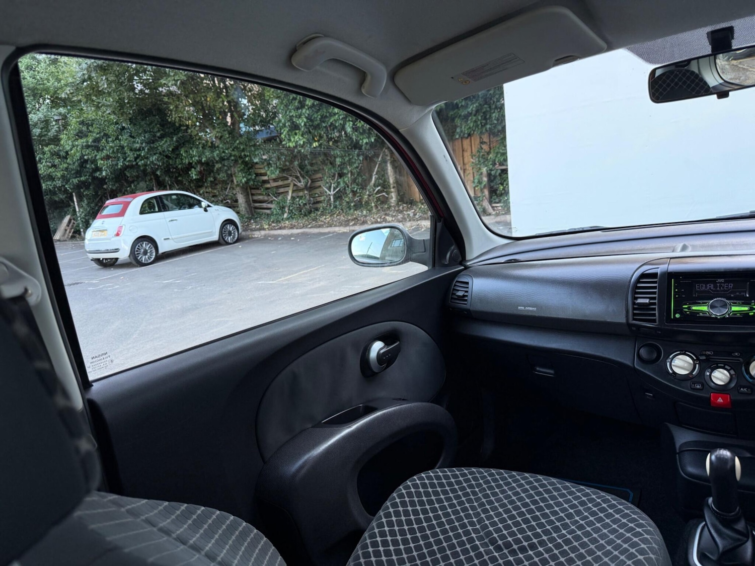 Vehicle 33