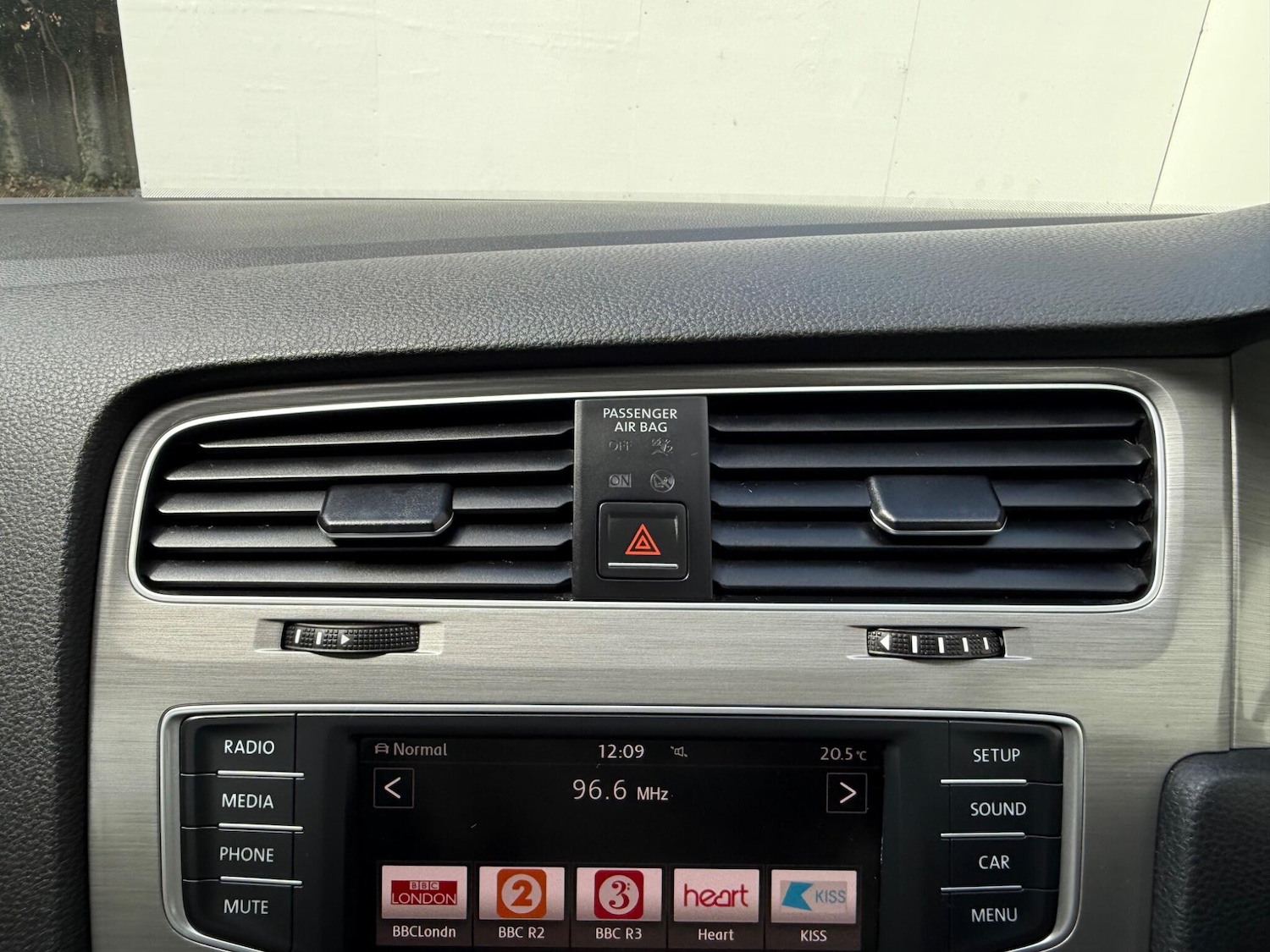 Used Volkswagen Golf 2015 for sale - 77255281: Photo 44