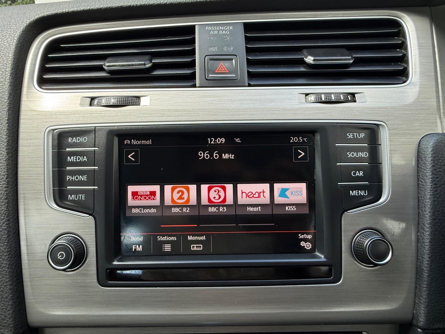 Used Volkswagen Golf 2015 for sale - 77255281: Photo 45