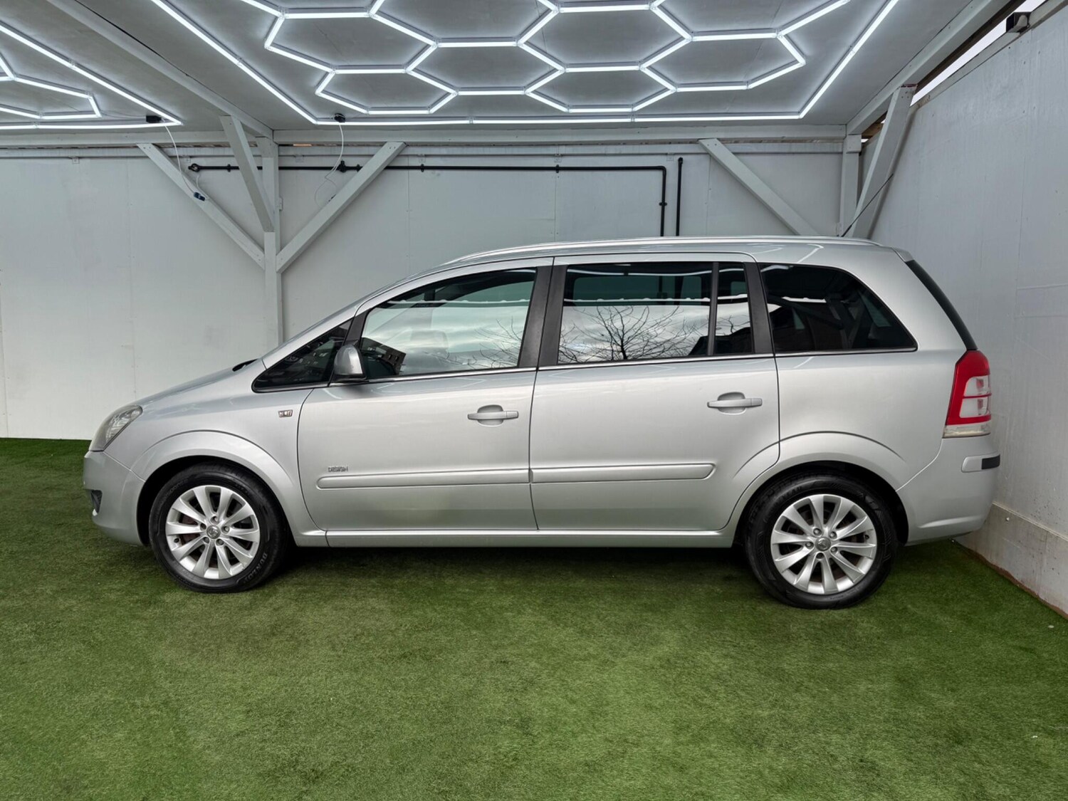 Used Vauxhall Zafira for sale - 77511328: Photo 10